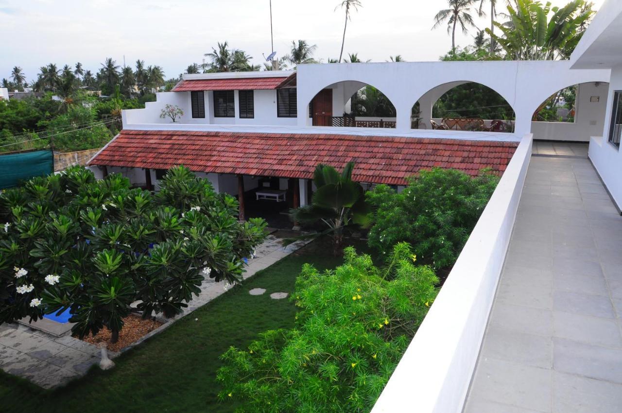 Villa Anna Pondy Puducherry Buitenkant foto